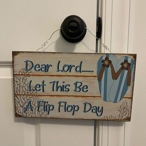 Small hanging sign!